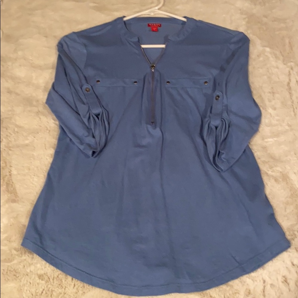 Guess top